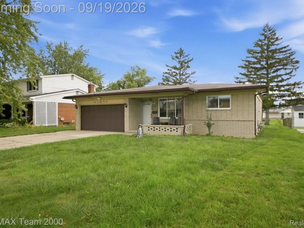 36844 Kyro Court, Sterling Heights, Mi 48310