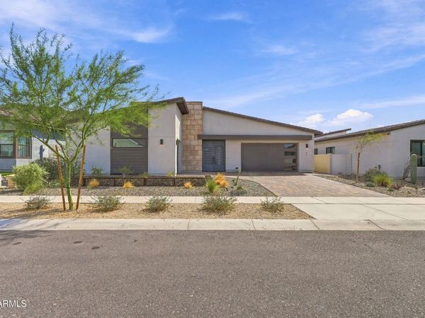 813 E Corral Road, Phoenix, AZ 85042