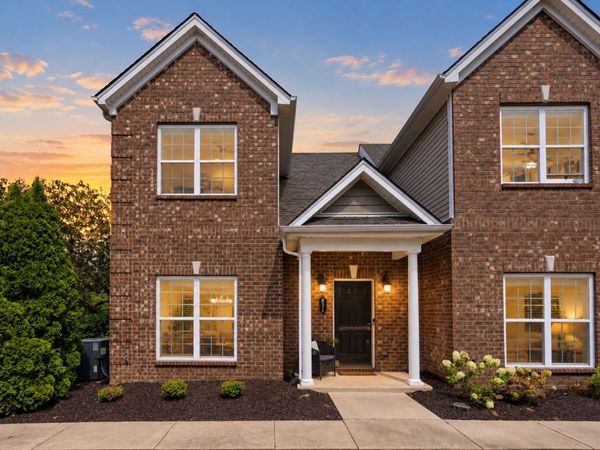 831 General Cabot Ct, Murfreesboro, TN 37129