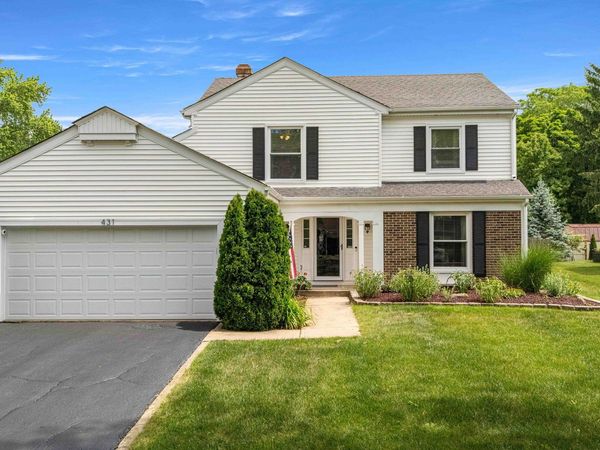 431 NEWPORT Drive , Naperville, IL 60565