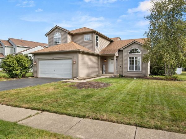 1158 Sweetwater Ridge , Lake In The Hills, IL 60156