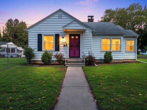 1106 MINAHAN STREET, Green Bay, WI 54303