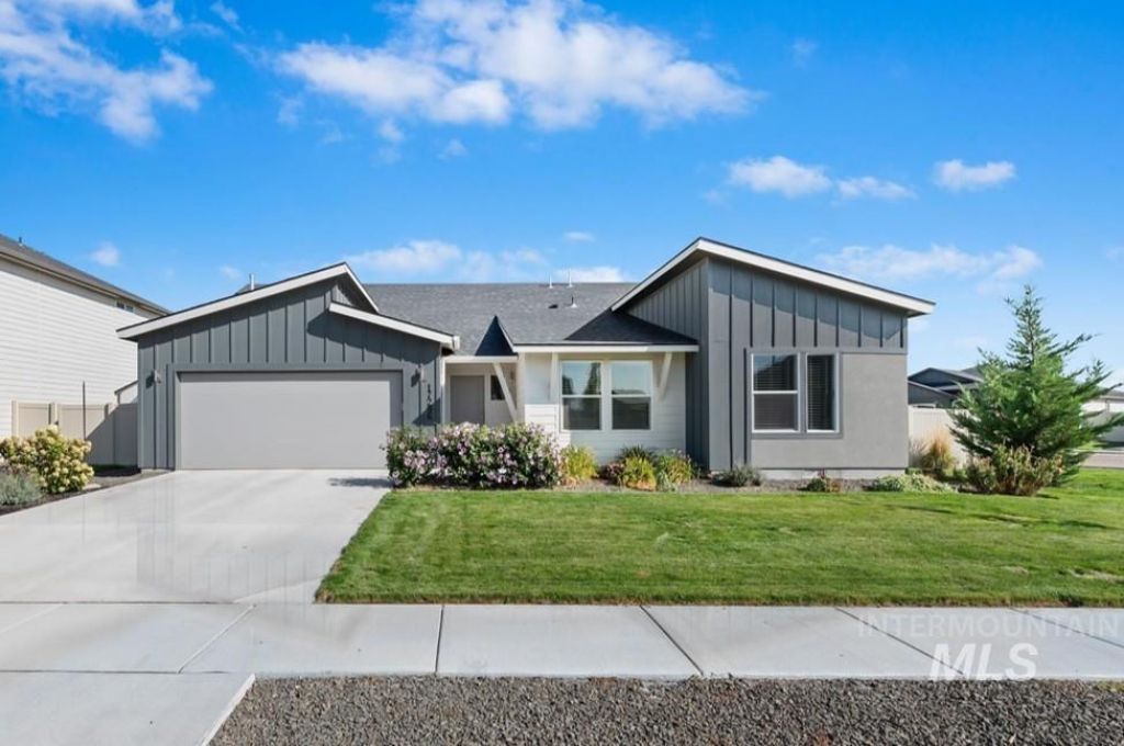17296 N Nightjar Way, Nampa, ID 83687 Main Photo