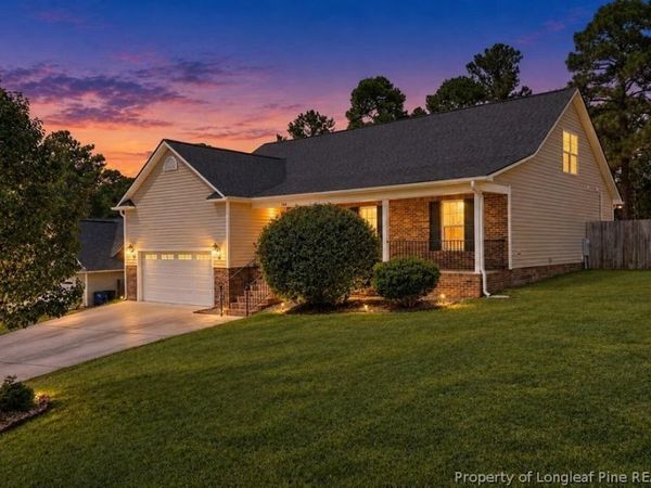 184 Hampshire Court, Raeford, NC 28376
