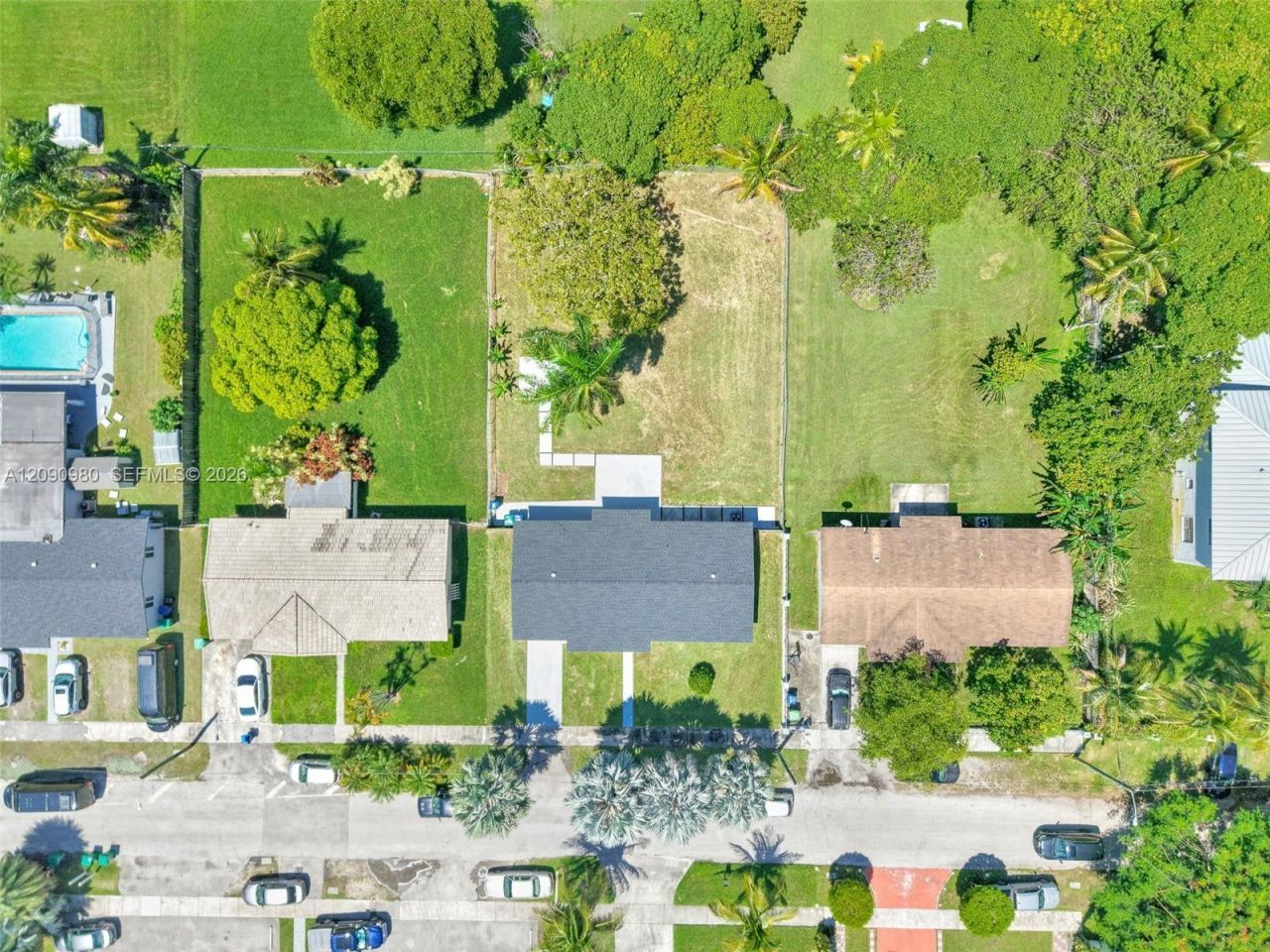 51 NW 161st St , Miami, FL 33169 Photo