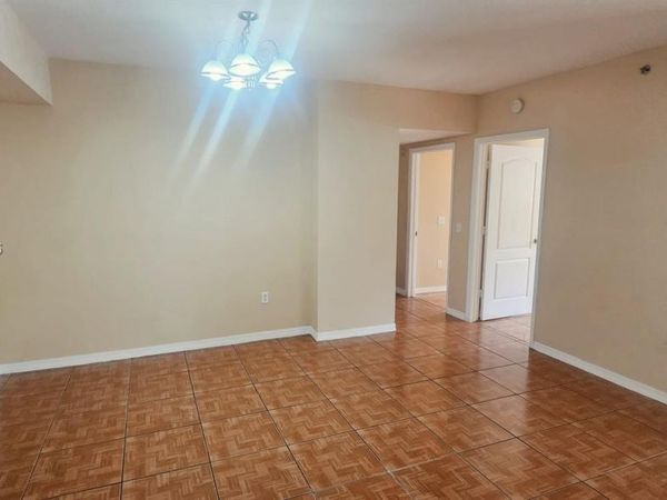 9300 Fontainebleau Blvd , Unit E213, Miami, FL 33172