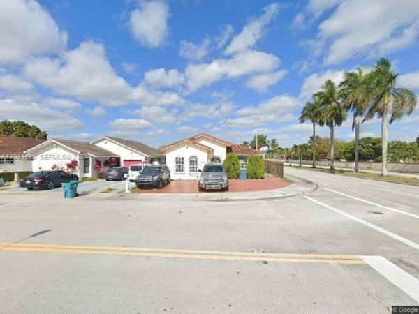 14201 SW 48th Ln , Miami, FL 33175