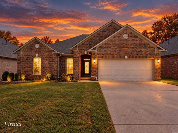 133 Sancerre Drive, Maumelle, AR 72113