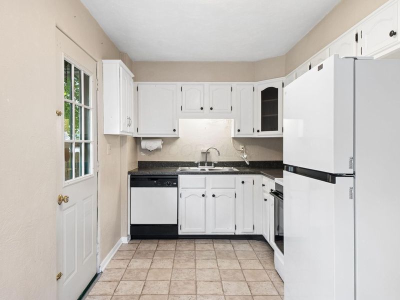 2537 Shrewsbury Road, Columbus, OH 43221 Photo 14