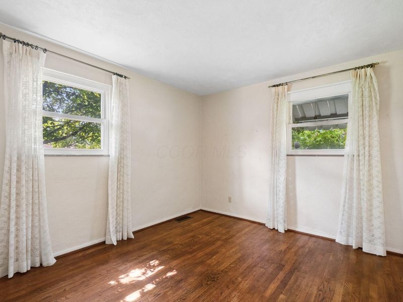 2537 Shrewsbury Road, Columbus, OH 43221 Photo 16