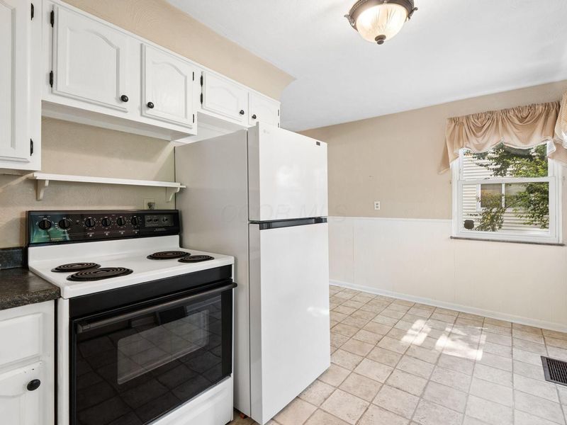 2537 Shrewsbury Road, Columbus, OH 43221 Photo 5