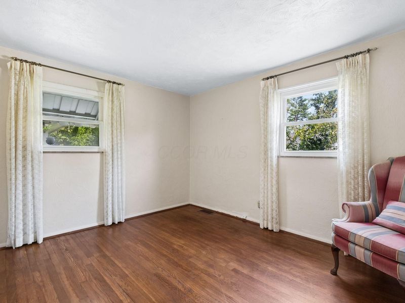 2537 Shrewsbury Road, Columbus, OH 43221 Photo 6