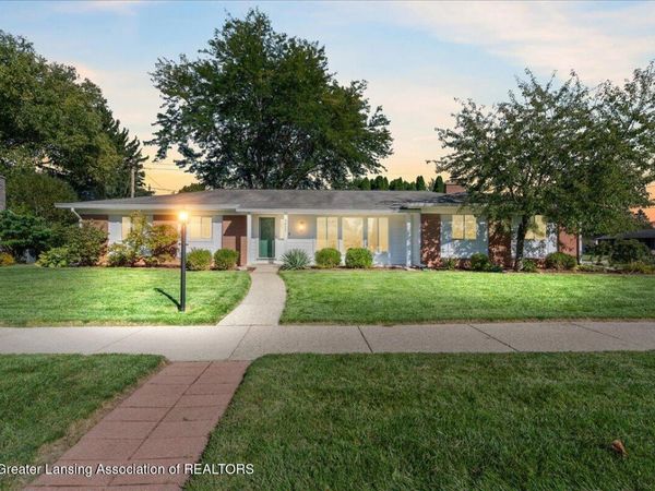 3822 New Salem Avenue, Okemos, MI 48864
