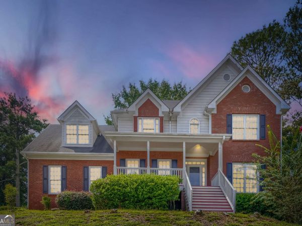 8100 Greens Mill Way, Loganville, GA 30052