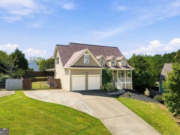 424 Arbor Hills Road N, Talking Rock, GA 30175