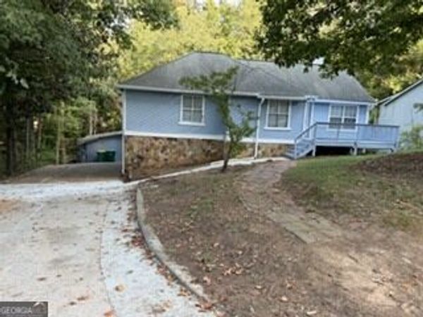 5280 Nathan Drive NW, Lilburn, GA 30047