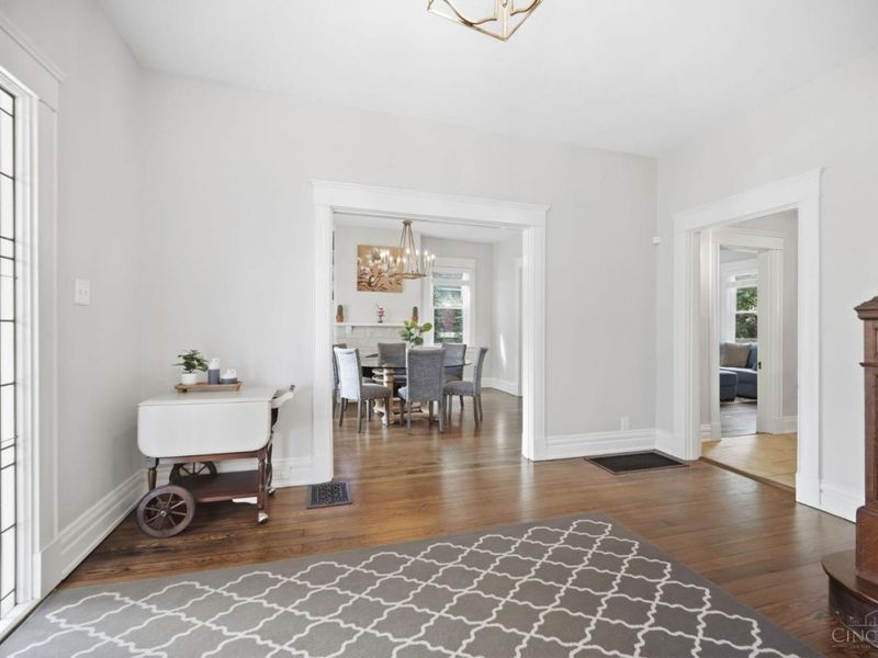 2830 Madison Road, Cincinnati, OH 45209 Photo 5