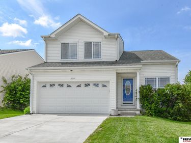 11209 Black Street, Omaha, NE 68142