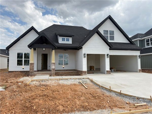 6601 S 60th Street, Rogers, AR 72758