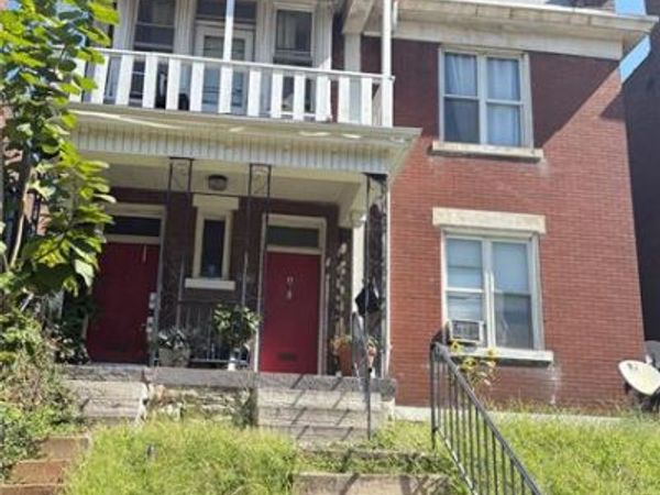5931 Page Boulevard , St Louis, MO 63112