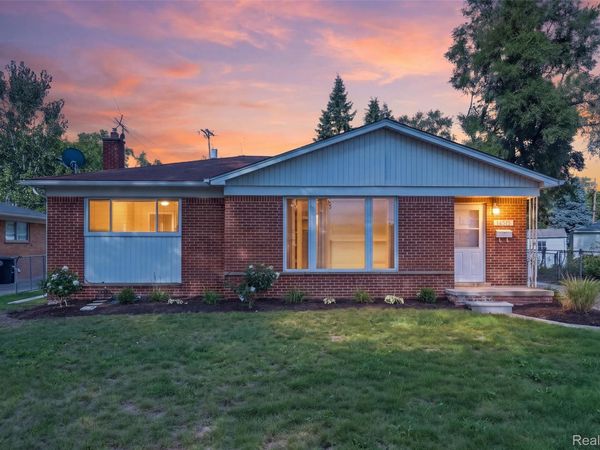 14313 Deering Street, Livonia, Mi 48154