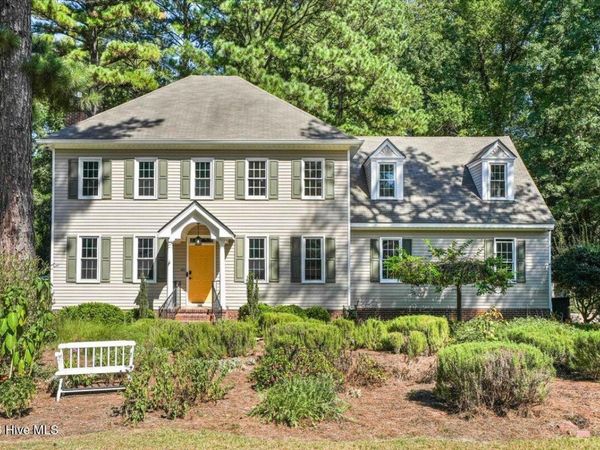5002 Greenbrier Lane N, Wilson, NC 27896