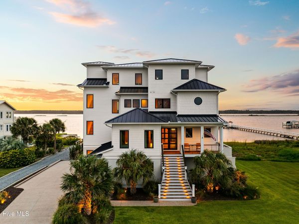 23 Sailview Drive , North Topsail Beach, NC 28460
