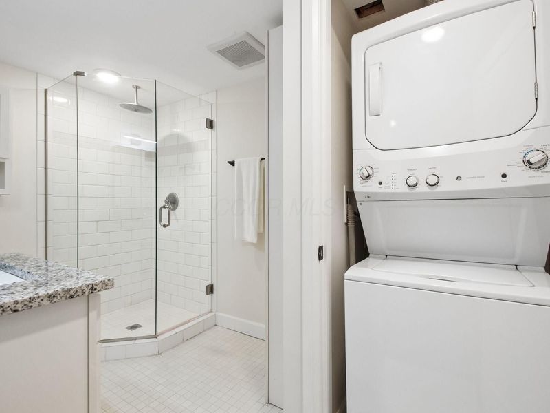 2109 W 5th Avenue, Unit E, Columbus, OH 43212 Photo 17