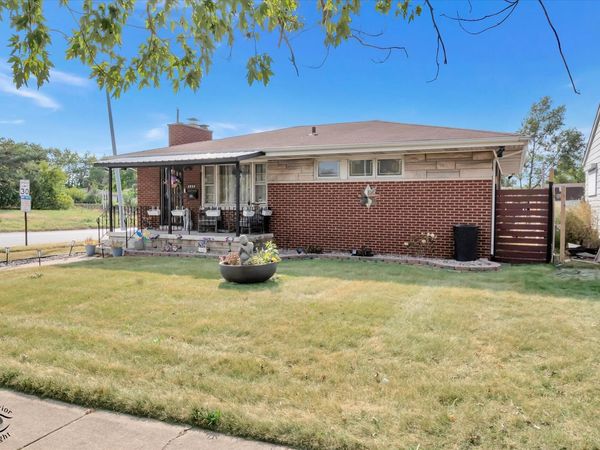 2088 Roosevelt Street , Gary, IN 46404