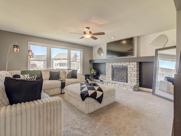 5204 Porchlight Bay , Woodbury, MN 55129