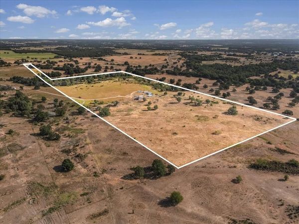 1101 Hodges Road , Poolville, TX 76487