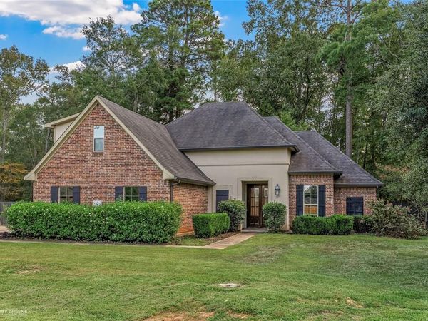 1233 Dry Creek , Haughton, LA 71037