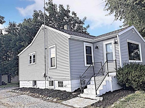 622 TOWER AVENUE, Kellnersville, WI 54215