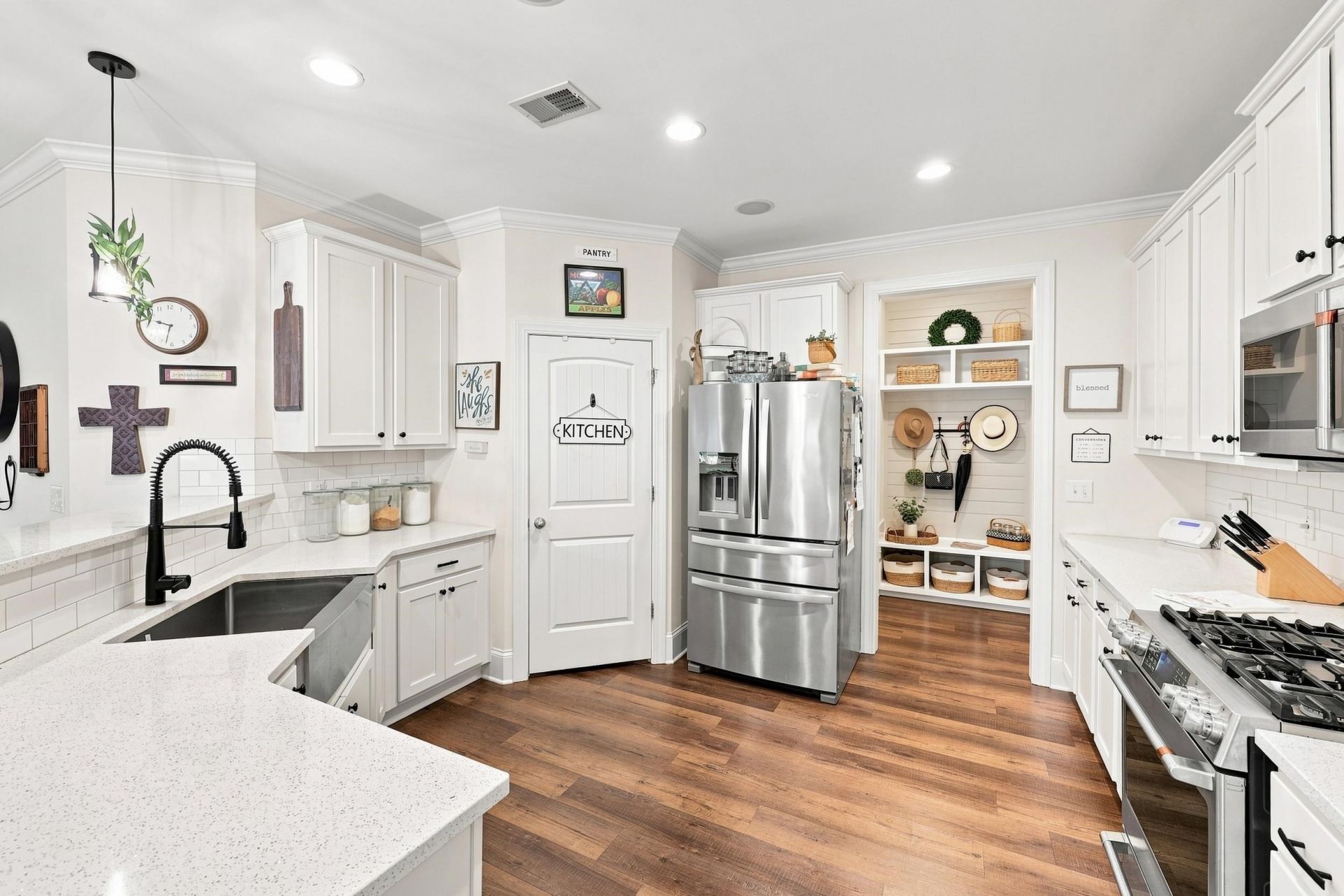 181 Champions Village Dr.  Photo 12