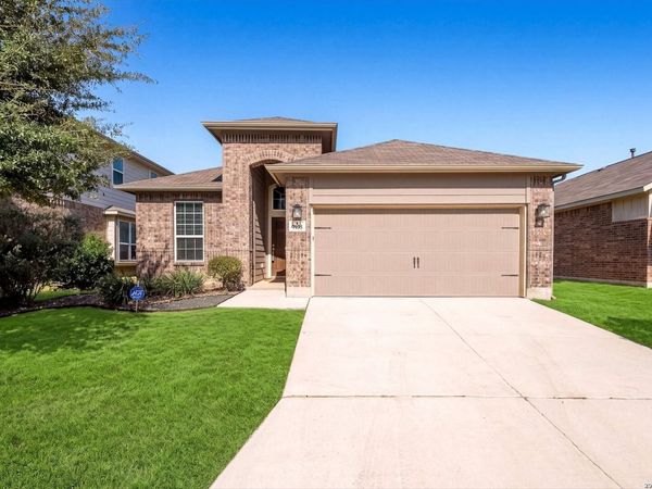 7935 HEADWATERS TRL, San Antonio, TX 78254