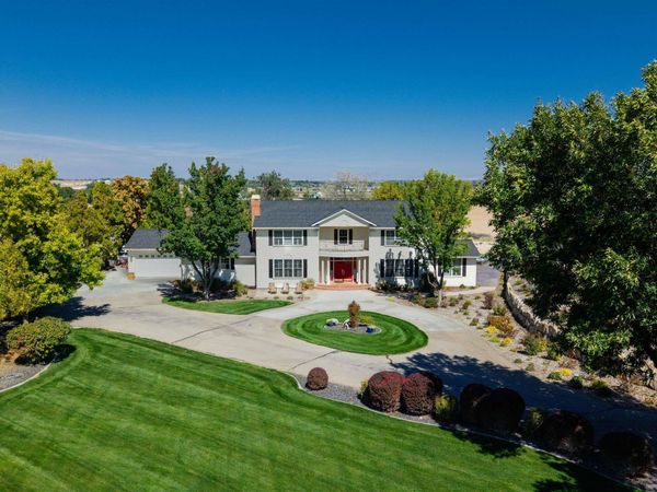 8716 Quail Ridge Dr., Nampa, ID 83686