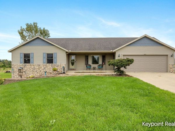 3819 12th Street, Wayland, MI 49348