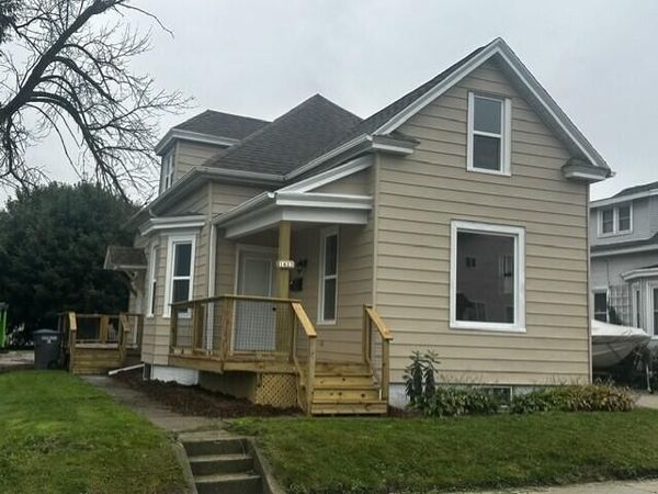 1423 Mehrtens Ave, Sheboygan, WI 53081