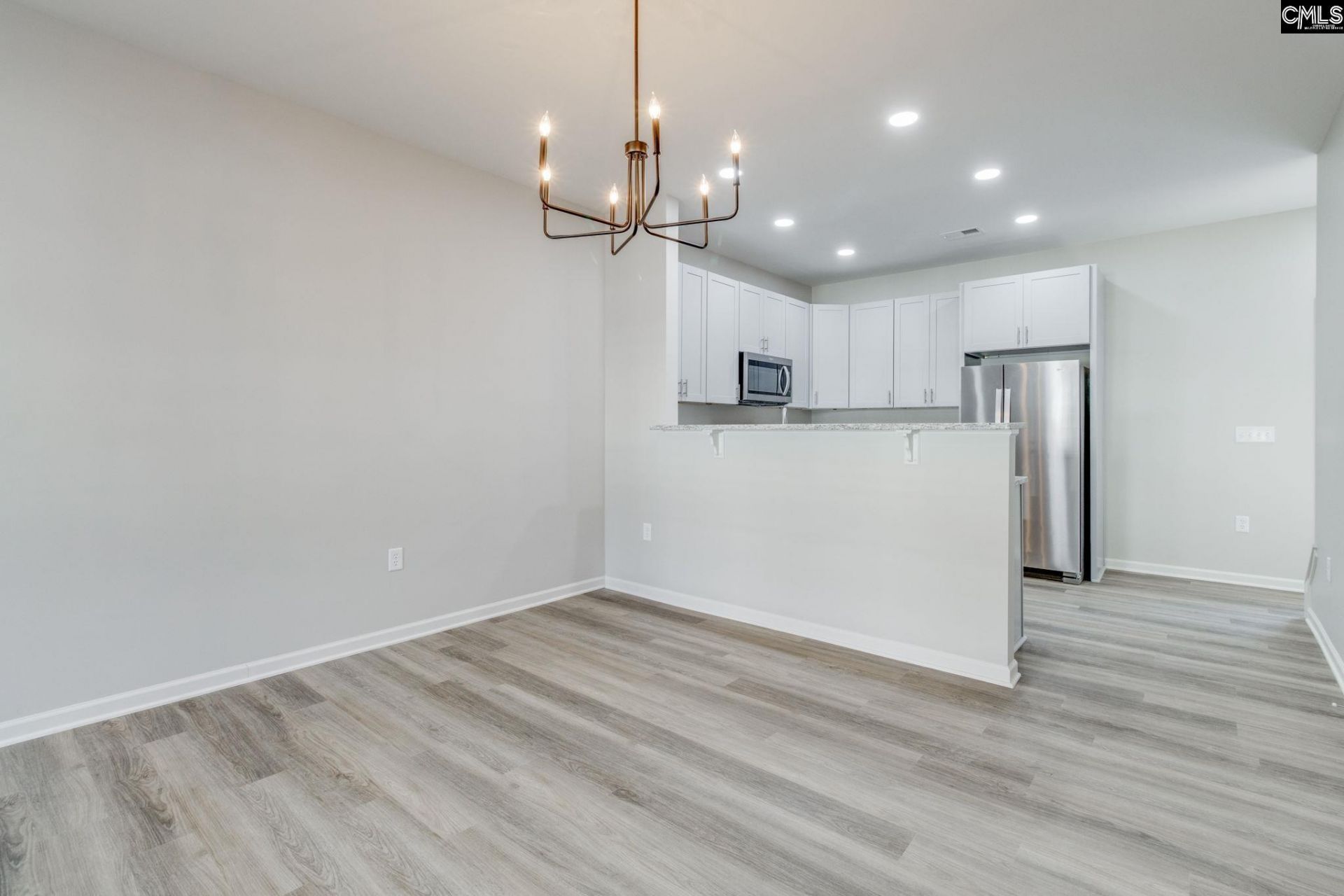 543 Idlewood Park Drive  Photo 9
