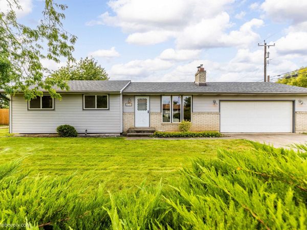 4723 N EVA Rd, Otis Orchards, WA 99027