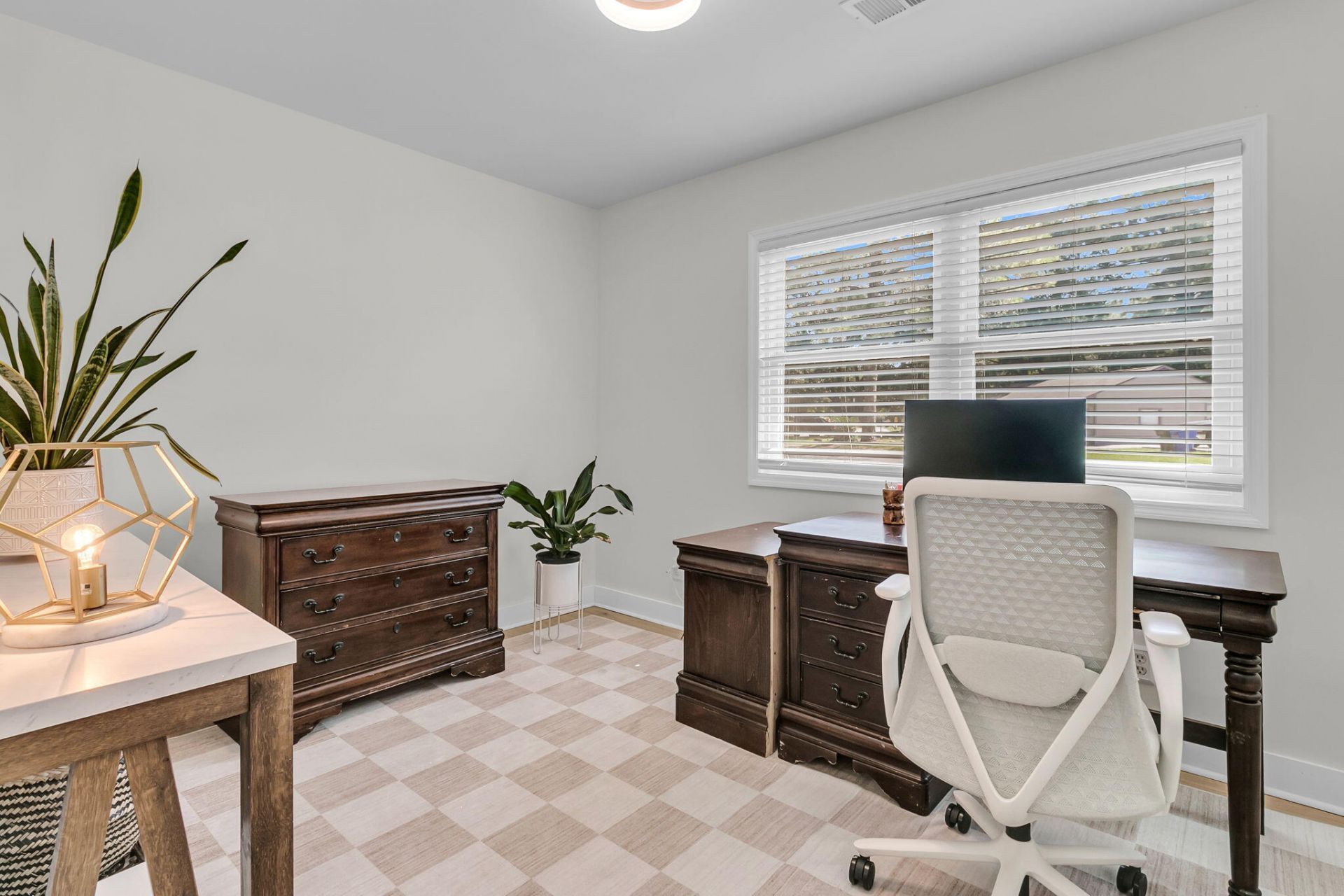 1011 Nottingham Drive Photo 24