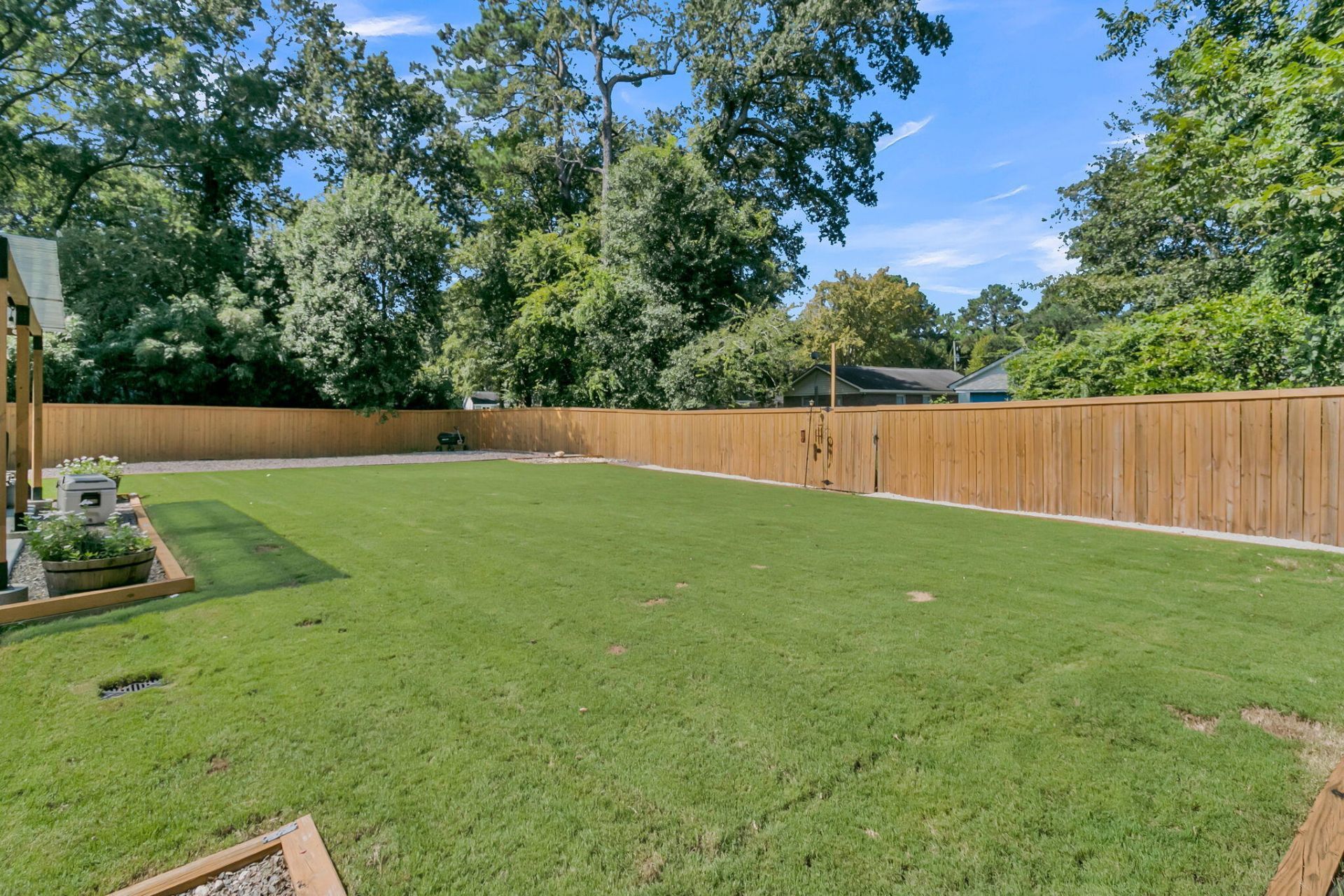 1011 Nottingham Drive Photo 32