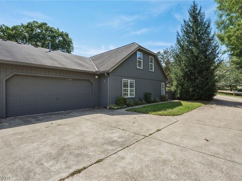 4035 Villas Drive, Stow, OH 44224 Photo 34