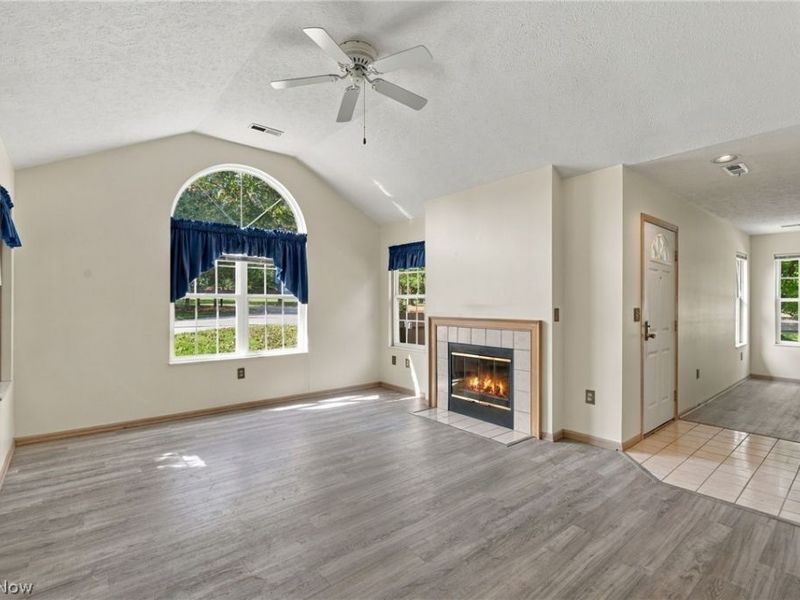 4035 Villas Drive, Stow, OH 44224 Photo 5