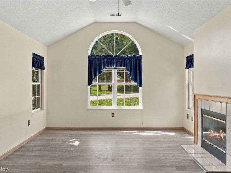 4035 Villas Drive, Stow, OH 44224 Photo 6