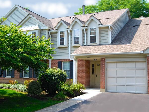 1602 BRITTANY Court , Unit D1, Wheeling, IL 60090