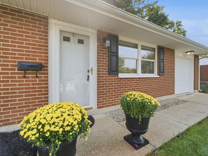 904 Hartz Drive, Lebanon, OH 45036 Photo 3