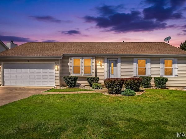 4 Tamerton Court, St Peters, MO 63376