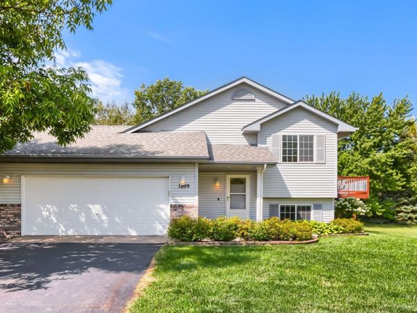 1209 Roberts Road, Buffalo, MN 55313