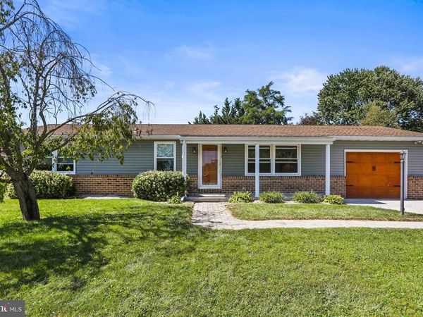 294 S JEFFERSON STREET, HANOVER, PA 17331